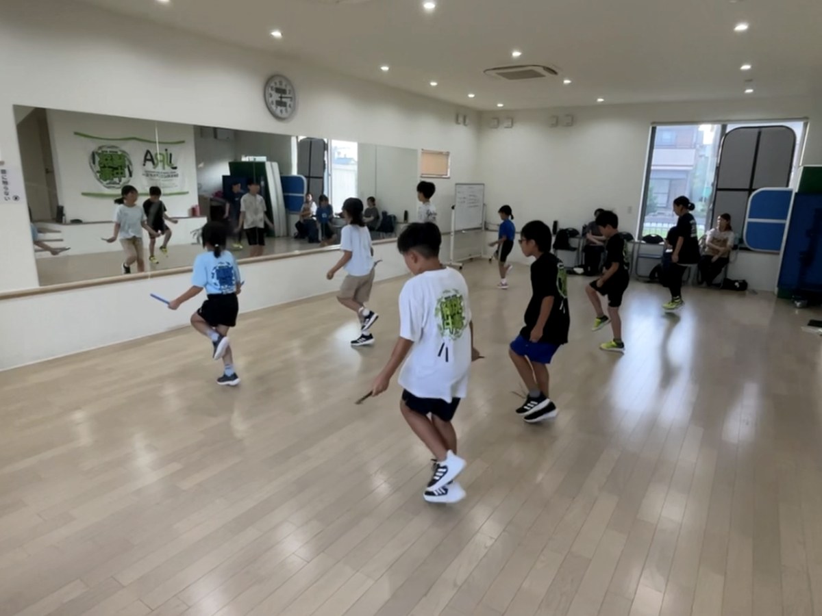 大会出場を目指して練習する子どもたち